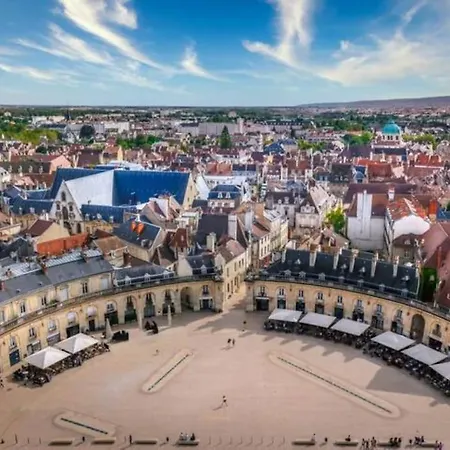 Le Basin - Premium - Terrasse -hypercentre - Cosy - Rent Immo Dijon